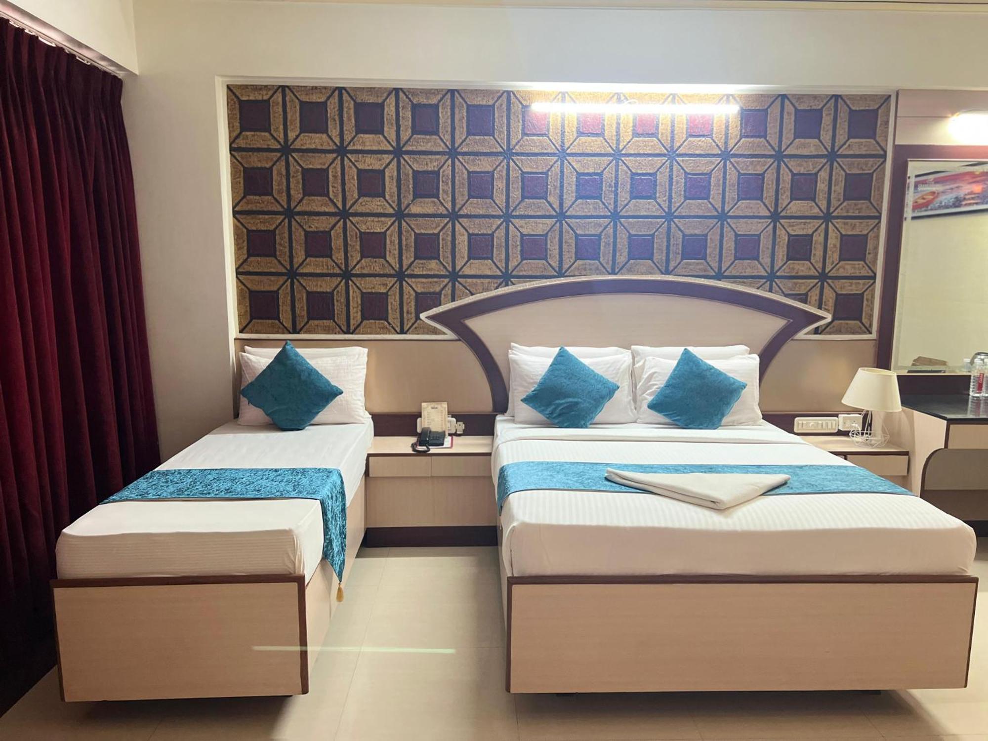 The Grand Krishna Rooms Bangalore Exterior photo