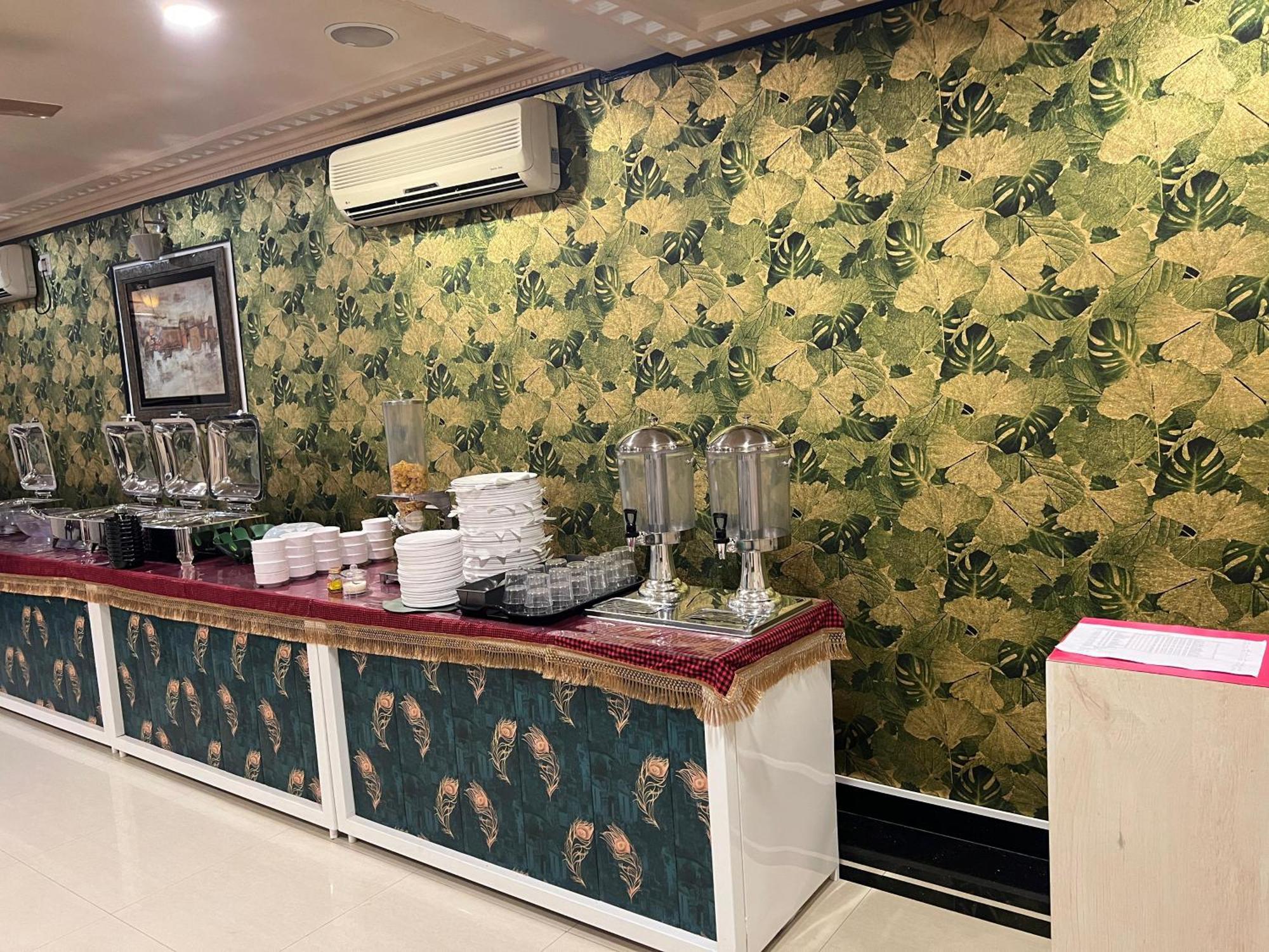 The Grand Krishna Rooms Bangalore Exterior photo